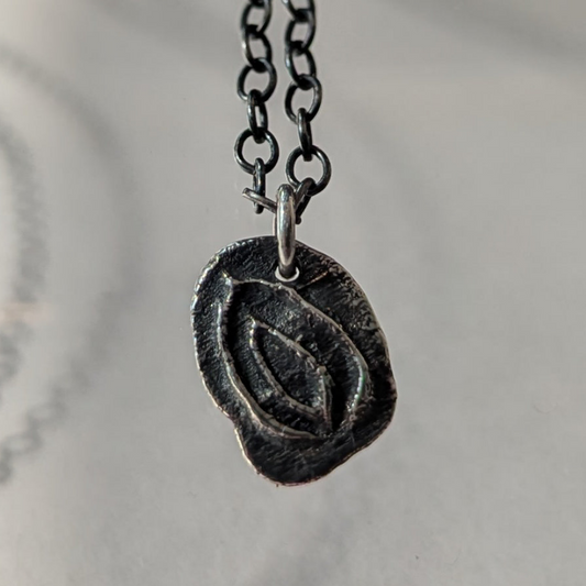 Fortuna Fascinus pendant